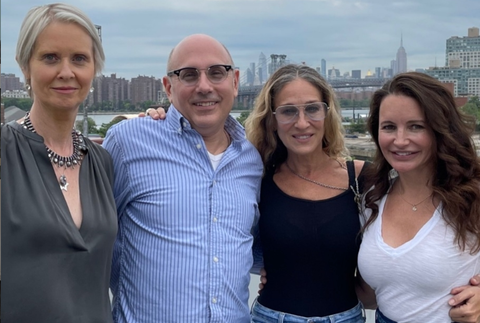 Willie Garson s kolegyňami zo seriálu SvM