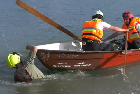 Dobrovoľní hasiči ukončili leto netradičnou súťažou 