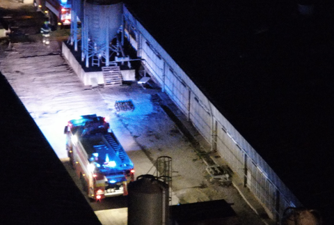 Požiar - Vištuk, hasiči