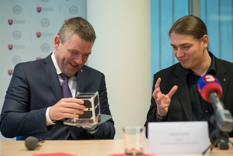 Predstavenie slovenskej družice skCUBE