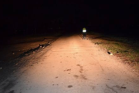 Zrazený cyklista na ceste medzi obcami Mierovo a Kvetoslavov