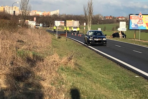 Tragické ráno na cestách. Chodec neprežil zrážku s autom