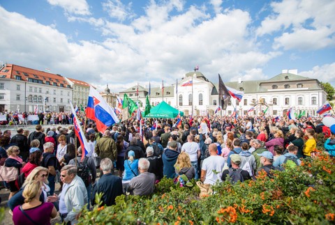 Protesty v Bratislave proti opatreniam