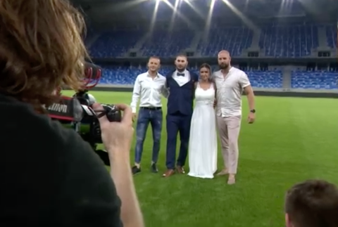 Prvá svadba na futbalovom štadióne v Bratislave