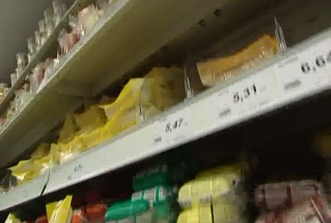 Nekupujte nekvalitné potraviny. Pozorne čítajte malé písmenká