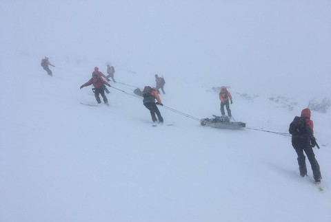 Dvaja mŕtvi pod Chopkom