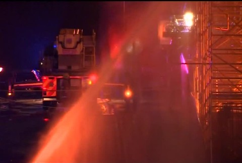 VIDEO: Požiar zachvátil umeleckú školu v Glasgowe. S plameňmi bojuje viac ako 120 hasičov633