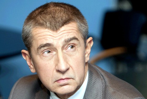 Babiš detail tváre