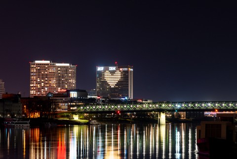 Srdce pre hrdinov-Tower 115