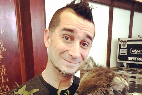 Pete Parada z kapely The Offspring