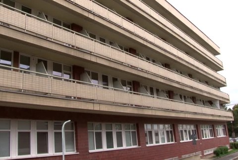 Jesenná poľovačka sa takmer skončila tragédiou. 71-ročný poľovník postrelil svojho kamaráta