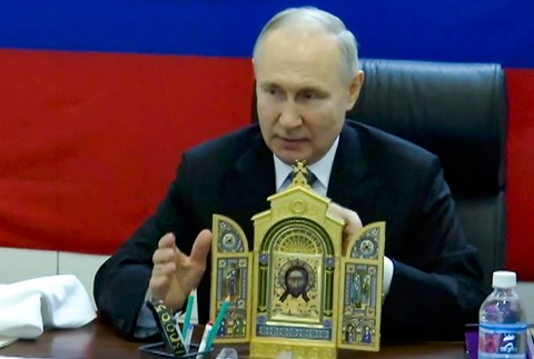 Putin navštívil ruských vojakov na juhu a východe Ukrajiny (3)