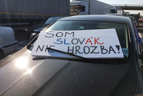 Protest pendlerov proti vládnym opatreniam.