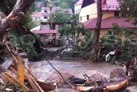 Častá - Píla, záplava následky, odpratávanie