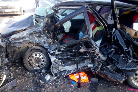 Tragická dopravná nehoda. Mladá vodička prišla o život