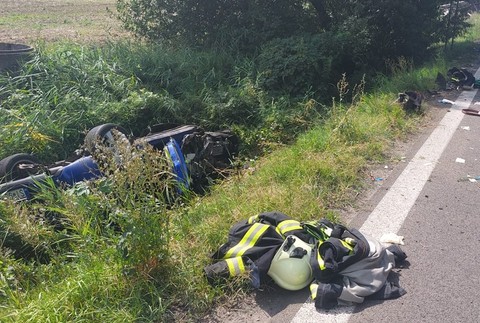 Vážna dopravná nehoda pri obci Kúty (2)