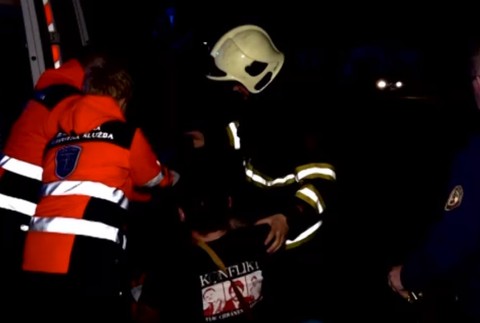 Zachránili ho z ľadovej vody