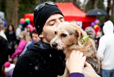 Nájdite sa! Peter "Šarkan" Novák charitatívny projekt psy útulky Horáreň