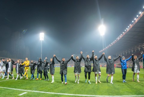 Futbalisti Slovenska zdolali Bosnu na jej pôde 2:1