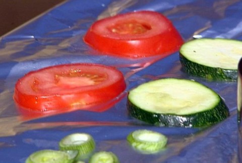 Grilovačka obed kapota automobil