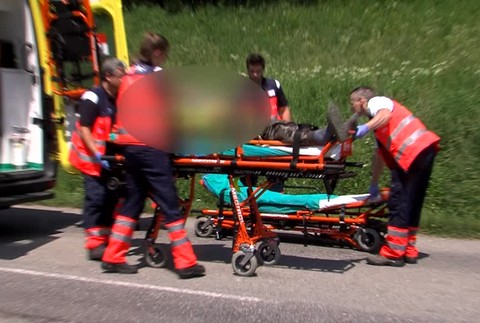 [multi] Záhadná nehoda motorkára. Zranený bol na mieste, mašina nie 3615