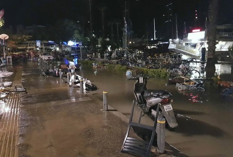 záplavy po zemetrasení