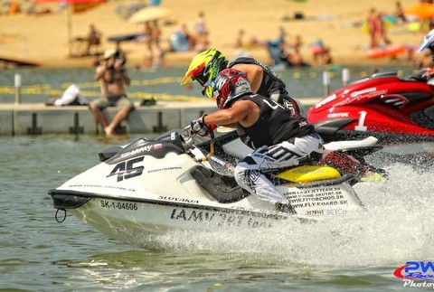 Mário Lamy majster Európy vo vodných skútroch 3