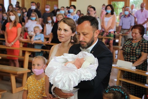 Kandráčovci na krste dcérky Marušky