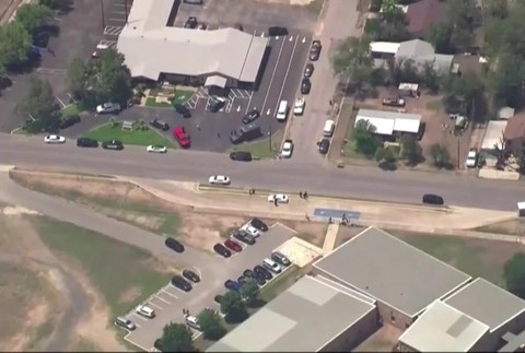 [multi] Streľba v Texase 6544