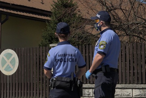 DSS v Martine čelí hromadnej nákaze 