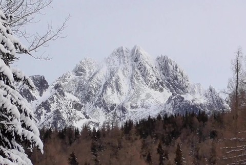 [multi] Mraziva turistika 1087