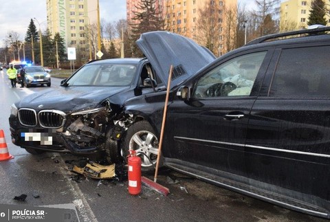 417485688_694975606100505_5985444824129721185_n