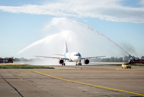 Aribus A319 lietadlo nový vládny špeciál 3