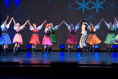 VIDEO: Vychoval množstvo generácii a jeho domov je SĽUK. Juraj Kubánka oslávil 90. narodeniny