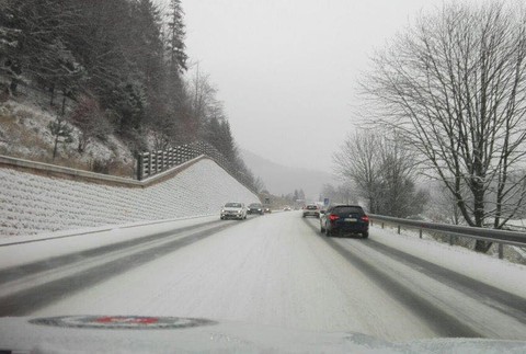 Vodiči, pozor: Cez Donovaly tak ľahko neprejdete.