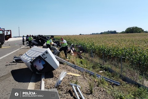 Dopravná nehoda na R7 (2)