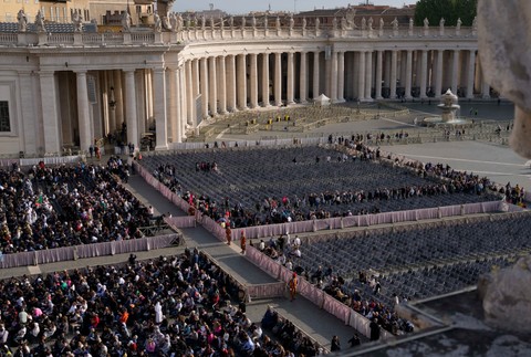 Vatican_Pope308423124606