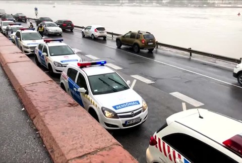 Tragédia na Dunaji si vyžiadala minimálne 7 životov. Záchranári stále pokračujú v hľadaní nezvestných
