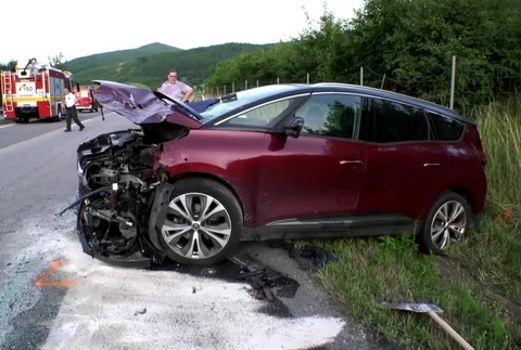 [multi] Hromadná nehoda na R1. 3669