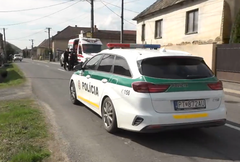 Muž držal v dome svoju mamu 2