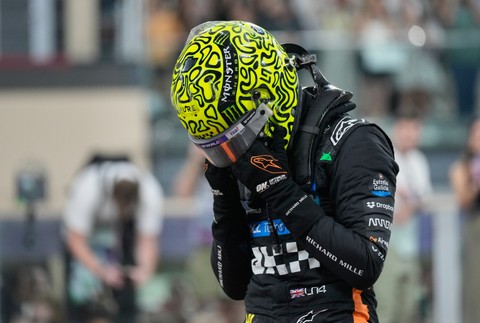 Abu_Dhabi_F1_GP_Auto_Racing_55098