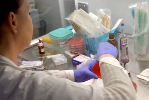 Pacienti si počkajú na diagnostiku. Nemocnice rušia niektoré oddelenia