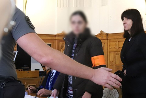 slovenka obvinena z teroriumu rastrovana (3)