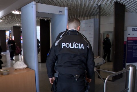 Ministerstvo spravodlivosti, Justičný palác a budovy súdov museli evakuovať