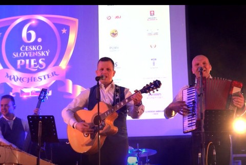 Česko-Slovenský ples v Manchestri prekonal očakávania. TAKTO to vyzeralo na parkete až do RÁNA