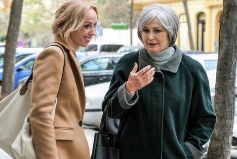 Príliš osobná známosť