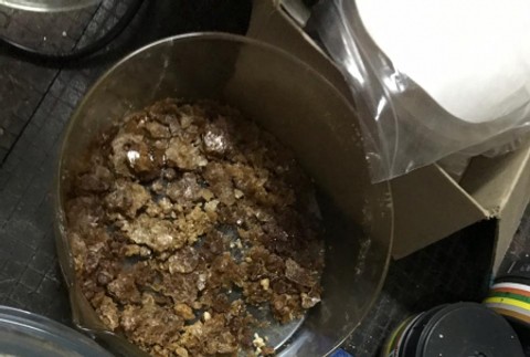 Ruského investigatívneho novinára zatkla polícia pre drogy. Podstrčili mi ich, tvrdí 