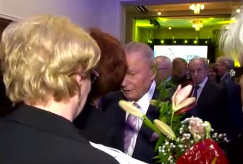 Má 85 rokov, ale líši sa od bežného dôchodcu. A nielen tým, že bol v minulosti prezidentom SR