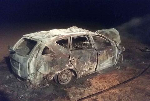 Nehoda náraz horiace auto 