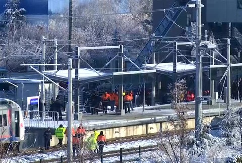 [multi] VIDEO: Obrovská tragédia v Ankare. Nehoda vlaku si vyžiadala najmenej 9 mŕtvych 453